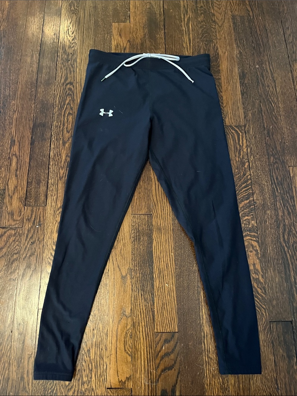 Boys or girls “Under Amour” size extra large athletic pants with lots of stretch